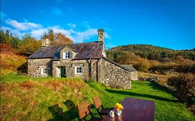 Tyn Y Simdde - Secluded Mountain Stay - Stunning Views Of Eryri