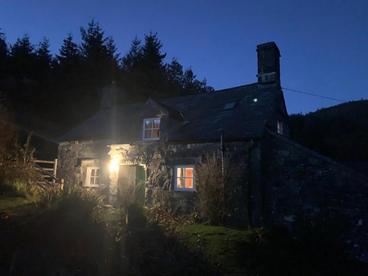 Tyn Y Simdde - Secluded Mountain Stay - Stunning Views Of Eryri Dolgellau Exterior photo